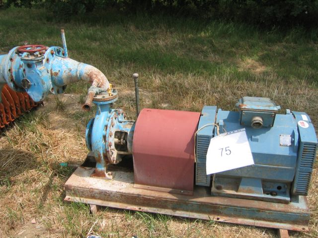 GROUPE ELECTRO POMPE. AXE HORIZONTAL.1977.MOTEUR A.AB 125 CV 90KW 3000TR. POMPE SULZER 36L/S A 130M. 130M3 A 130M