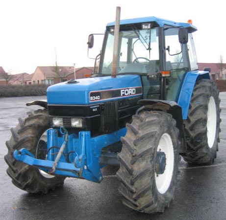 TRACTEUR AGRICOLE FORD 8340 4RM 4RM 1995