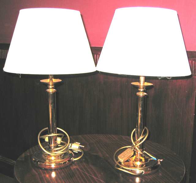paire-de-lampes-de-chevet-laiton-avec-abat-jour-hauteur-54-cm