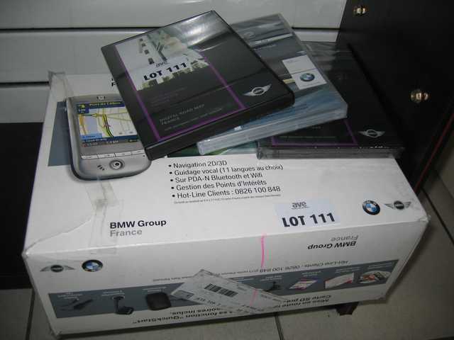 PDA GPS BMW MINI AVEC 3 DVD DE CARTES DE FRANCE.