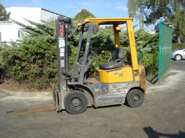 CHARIOT ELEVATEUR TCM FG15 1500 KG 1500 KG