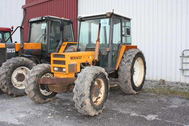 TRACTEUR AGRICOLE RENAULT 751 S TURBO 4 RM 4 RM 1985