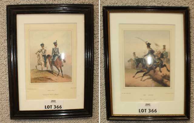 SUITE DE DEUX GRAVURES LITHOGRAPHIQUES EN COULEUR REPRESENTANT L'ARMEE RUSSE ET PRUSSIENNE. DIM: 13 X 10 CM.