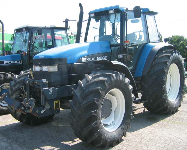 TRACTEUR AGRICOLE NEW HOLLAND 8560 DT 4RM 4RM 1998