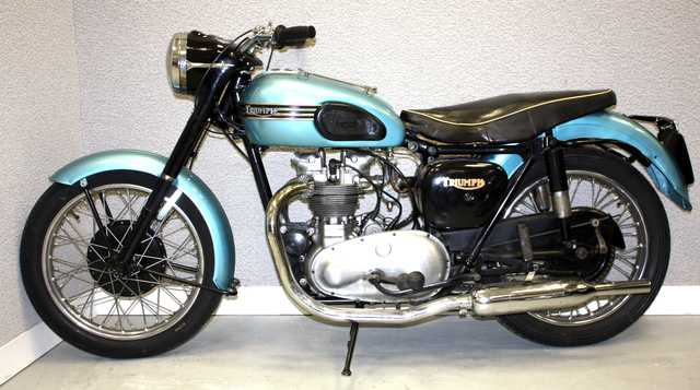 MOTO TRIUMPH T 100 ALU 500 CM3  1955