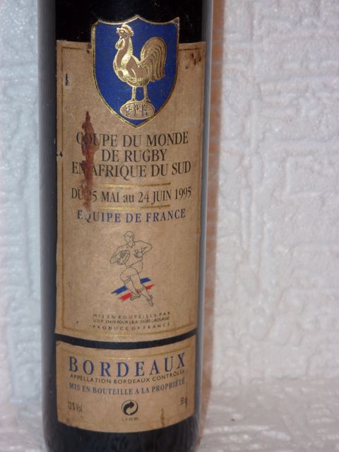 1 BOUTEILLE DE BORDEAUX, COUPE DU MONDE DE RUGBY 1995.