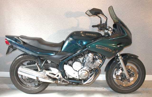MOTO YAMAHA DIVERSION 600 XJ 600 CM3 1996