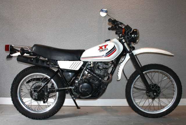 MOTO YAMAHA XT 250 250 CM3 1985