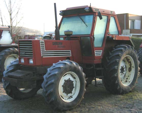 TRACTEUR AGRICOLE FIAT 1180 DT 4 RM 4 RM 1983