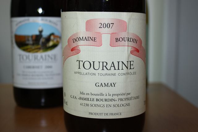 12 BOUTEILLES DE TOURAINE GAMAY, DOMAINE BOURDIN, AOC, 2007.