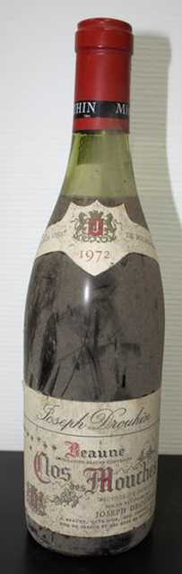 1 BOUTEILLE DE CLOS DES MOUCHES, BEAUNE, DOMAINE JOSEPH DROUIN, 1972. NIVEAU BAS.