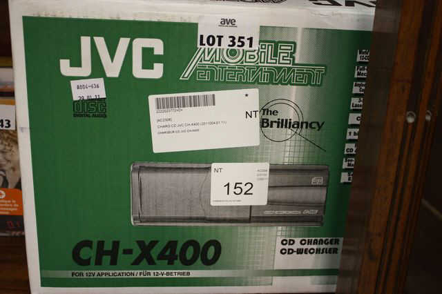 CHARGEUR CD JVC CH-X400. VENDU NON TESTE. REFERENCE : 152