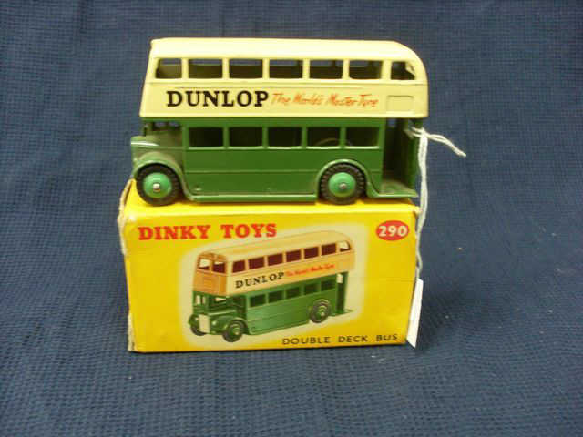 DINKY TOYS. BUS A IMPERIALE DUNLOP "THE WORLD'S MASTER TYRE". DANS SA BOITE D'ORIGINE. MODELE N°290.
