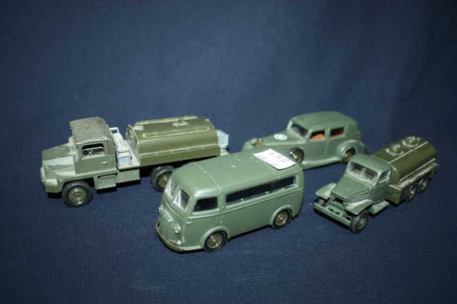 SOLIDO. 6 VEHICULES MILITAIRES.