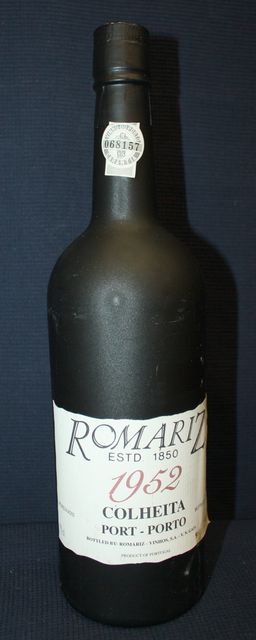 1 BOUTEILLE PORTO ROUGE COLHEITA ROMARIZ 1952.