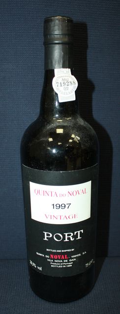 1 BOUTEILLE DE PORTO ROUGE QUINTA DO NOVAL 1997.