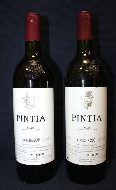 2 BOUTEILLES DE PINTIA TORO COSECHA 2001.