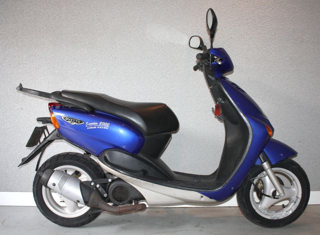 SCOOTER MBK OVETTO 100 100 CM3 2000