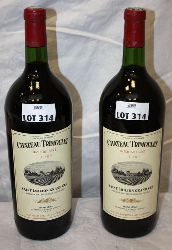 2 MAGNUM DE CHATEAU TRIMOULET GRAND CRU CLASSE SAINT EMILION. 1982 .