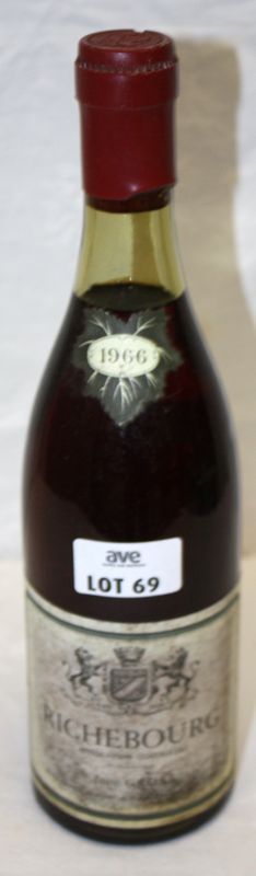 1 BOUTEILLE RICHEBOURG GRAND CRU 1966 DOMAINE JEAN GROS. NIVEAU 3,5 CM SOUS LE BOUCHON.