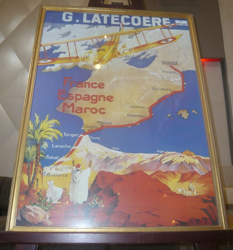 AFFICHE ENCADREE SUR LE THEME DE L'AVIATION. "G. LATECOERE". DIM: 82 X 62 CM. LOBBY.