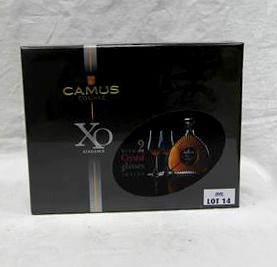 1 BOUTEILLE COGNAC CAMUS X.O. ELEGANCE EN COFFRET AVEC 2 VERRES.