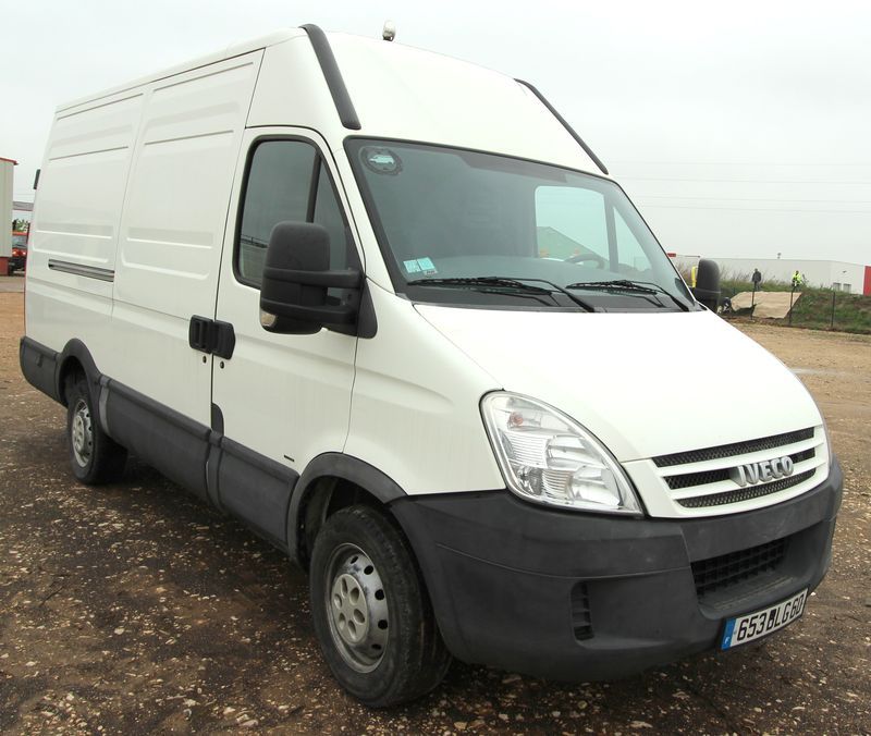 FOURGON IVECO DAILY 35S12 2.3 HPI  2007