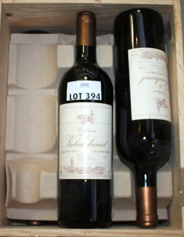 5 BOUTEILLES CHATEAU VALANDRAUD 1996 GRAND CRU CLASSE SAINT EMILION EN CAISSE BOIS D’ORIGINE.