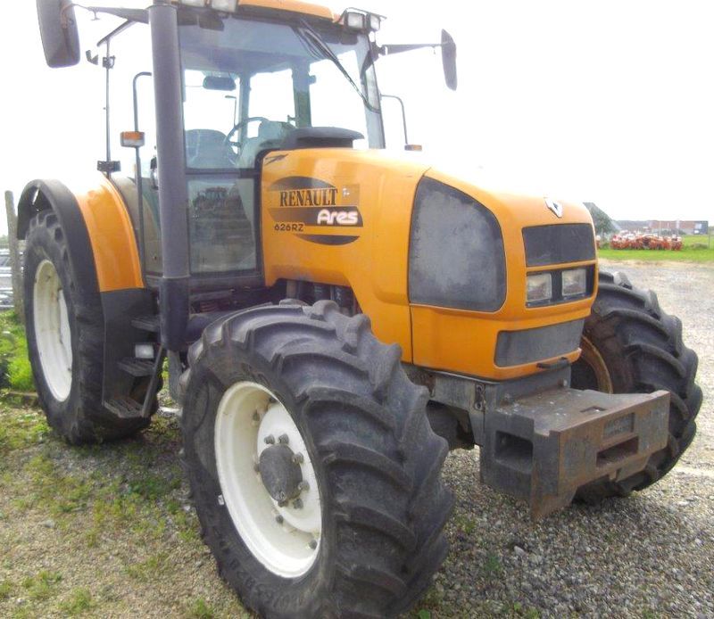 TRACTEUR AGRICOLE RENAULT ARES 626 RZ 4X4 2002