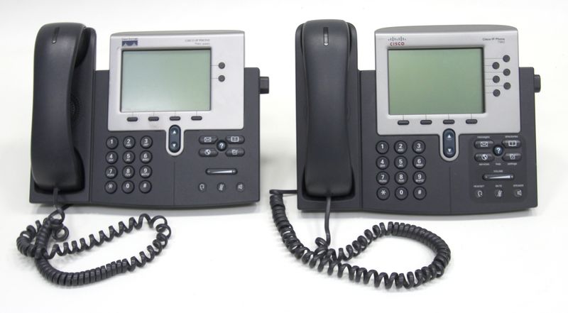 12 TELEPHONES IP DE MARQUE CISCO DONT : 1 MODELE 7691, 1 MODELE 7960, 4 MODELE 7941 ET 6 MODELE 7692.