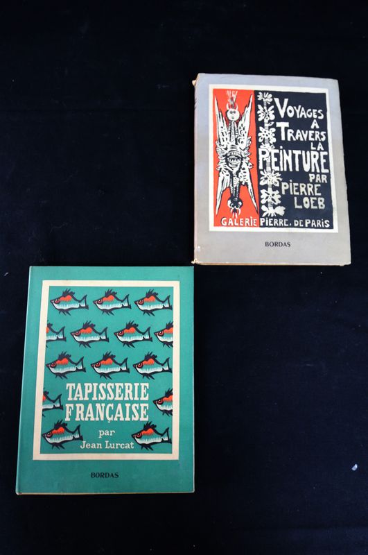 JEAN LURCAT. "LA TAPISSERIE FRANCAISE". EDITION BORDAS. 1947 ; PIERRE LOEB - GALERIE PIERRE DE PARIS. "VOYAGE A TRAVERS LA PEINTURE. EDITION BORDAS. COUVERTURE PAR WILFREDO LAM.1947. 2 IN-8 BROCHES.