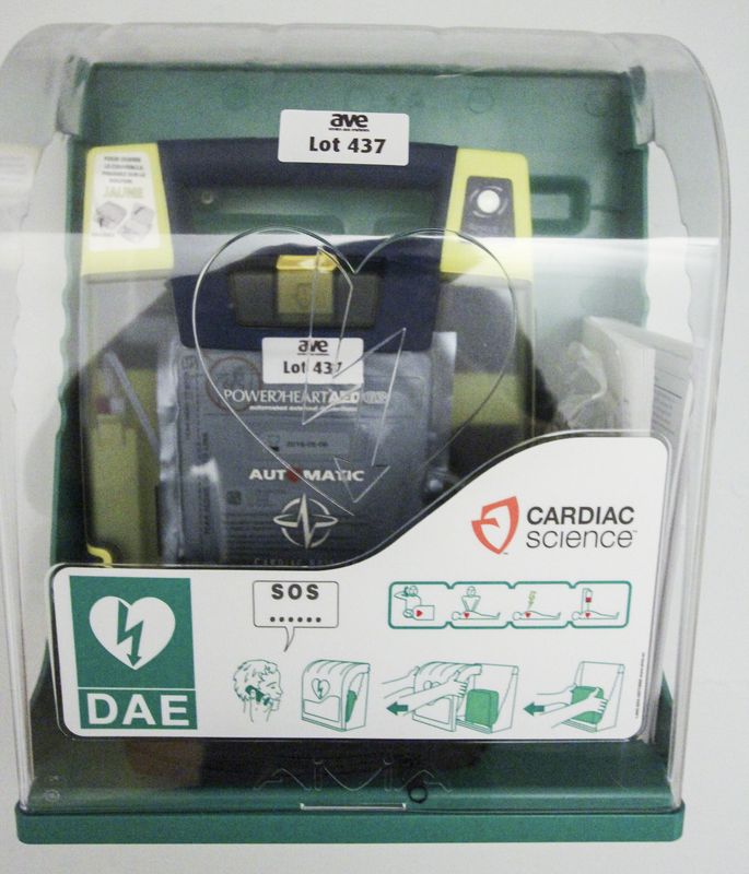 DEFRIBILATEUR AUTOMATIQUE DE MARQUE CARDIAC SCIENCE MODELE POWERHEART AED G3 AVEC SON ARMOIRE MURALE A FIXER.
12 EME