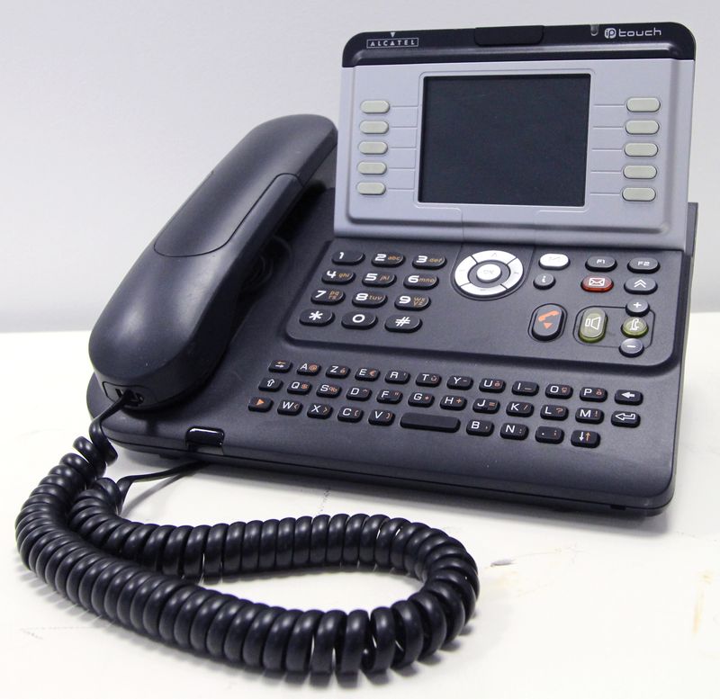 LOT 12. 8 UNITES.TELEPHONES IP DE MARQUE ALCATEL-LUCENT MODELE 4068 EN NOIR OU EN BLANC.