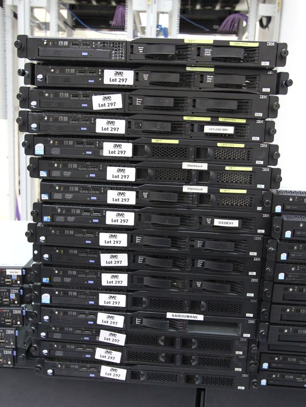 69 SERVEURS DE MARQUE IBM DONT : 10 MODELE SYSTEM X3250, 16 MODELE SYSTEM X3250 M2, 5 MODELE XSERIES 306, 10 MODELE XSERIES 306M, 11 MODELE XSERIES 305, 4 MODELE SYSTEM X3250 M3, 11 MODELE SYSTEM X3550 M2, 1 MODELE SYSTEM X3250 M5, 1 MODELE SYSTEM X3650. VENDUS SANS DISQUES.