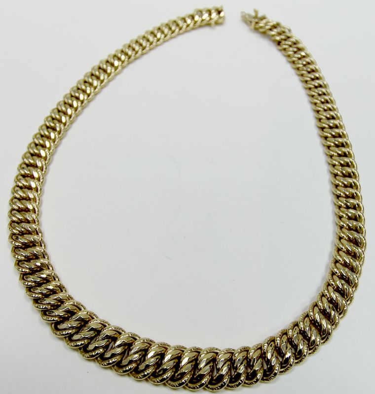 COLLIER RIVIERE EN OR JAUNE MAILLE AMERICAINE CREUSE. POIDS : 48 GR.