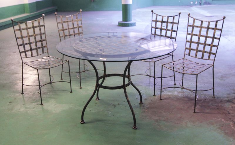 Tables de jardin en fer forgé chaises (1 table + 2 chaises