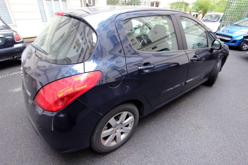 VOITURE PEUGEOT 308  HDI 1.6 2009