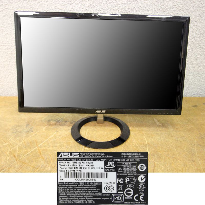 ECRAN DE MARQUE ASUS. MODELE VX238. ECRAN LCD DE 24 POUCES.