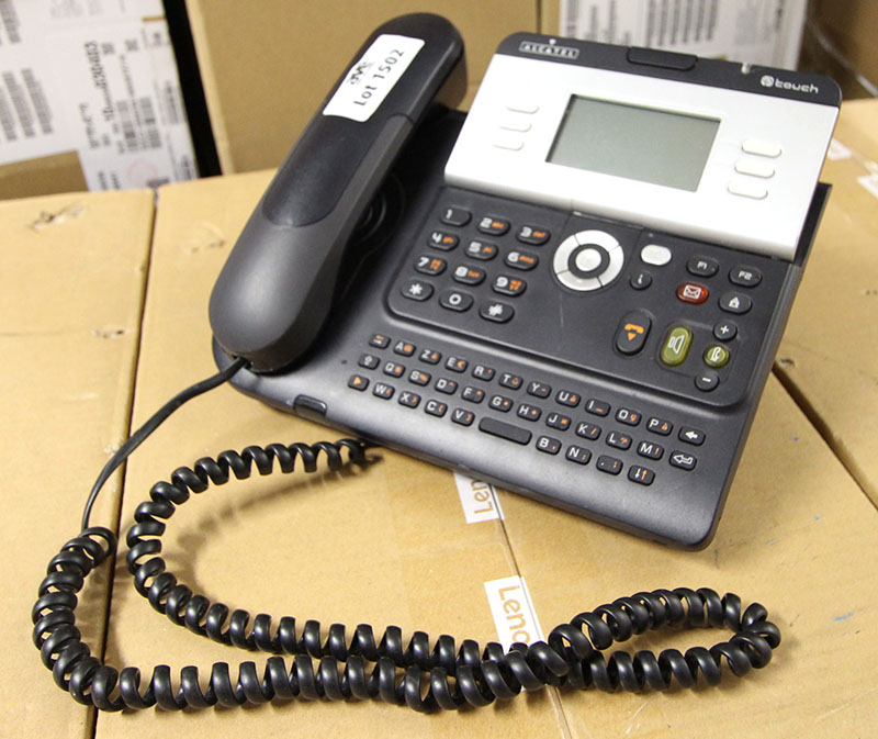 210 TELEPHONES DE MARQUE ALCATEL MODELE 4028.