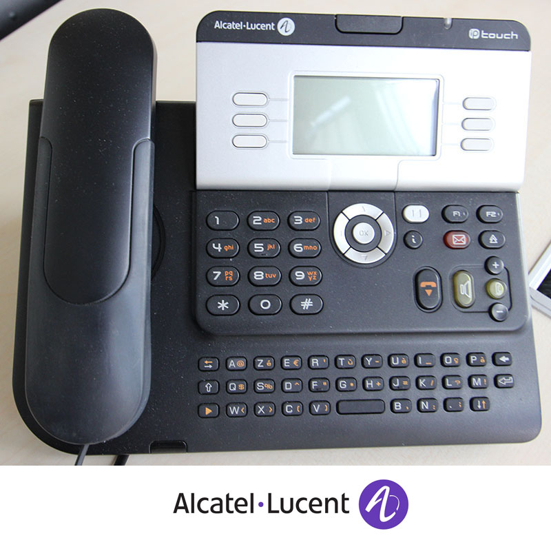 46 TELEPHONES DE MARQUE ALCATEL-LUCENT MODELE IP TOUCH 4028 EXTENDED EDITION COULEUR URBAN GREY.