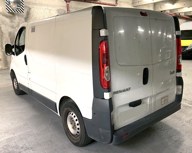 CAMIONNETTE RENAULT TRAFIC II PHASE 2 FOURGON 2.0 DCI INJECTION 2009