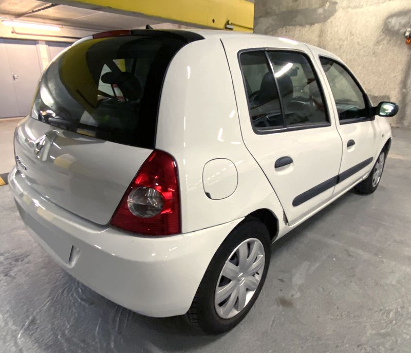 VOITURE RENAULT CLIO II PHASE 2 CAMPUS 1.5 DCI 1.5 INJECTION 2008