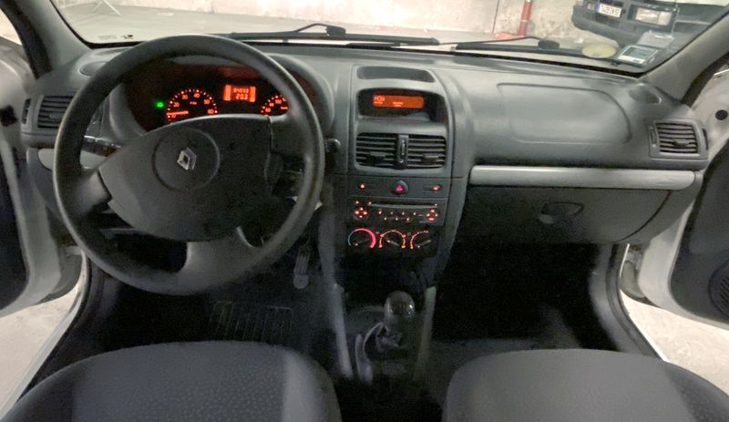 VOITURE RENAULT CLIO II PHASE 2 CAMPUS 1.2 INJECTION 2008