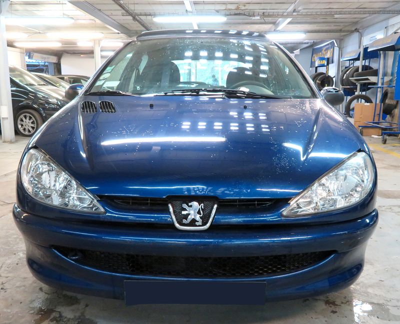 VOITURE PEUGEOT 206 1.6I INJECTION 1998