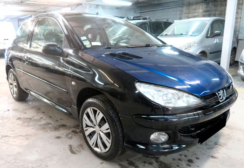 VOITURE PEUGEOT 206 1.6I INJECTION 2000