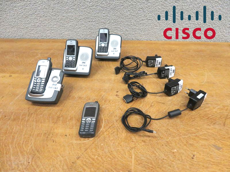 4 TELEPHONES DECT DE MARQUE CISCO DONT 3 AVEC BASE, 1 MODELE CP-DSKCH-7921G ET 2 MODELES CP-DSKCH-7925 G.