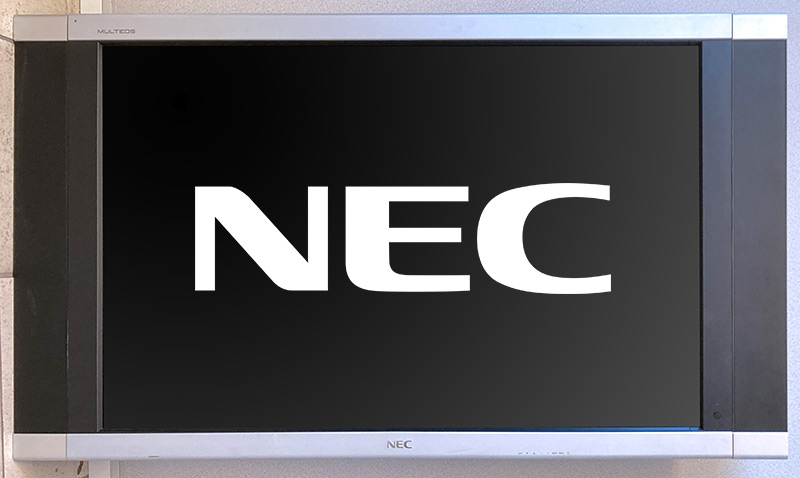 MONITEUR A ECRAN LCD 40 POUCES DE MARQUE NEC MODELE M40-AV AVEC ENCEINTES INTEGREES.