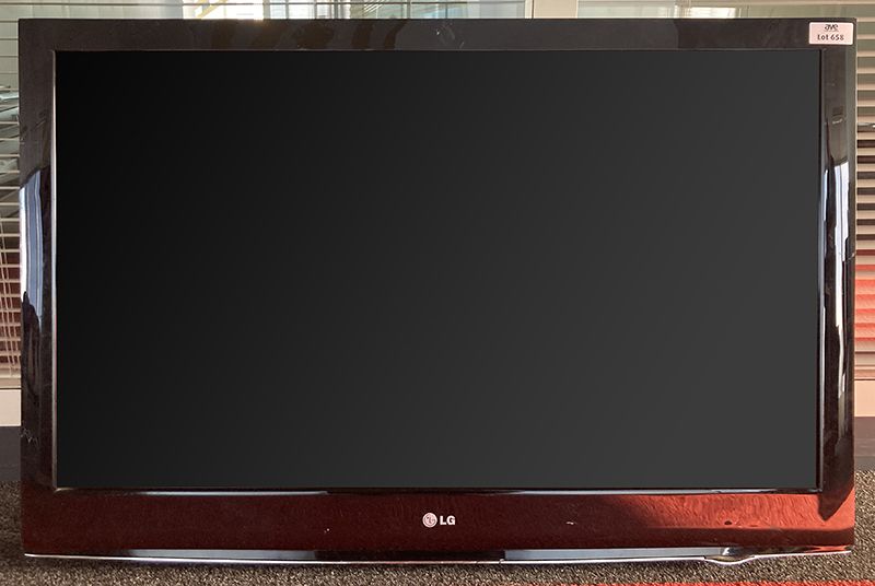 TELEVISION A ECRAN LCD DE 42 POUCES DE MARQUE LG MODELE 42LD420-ZA. ETAGE DE LOCALISATION : 16