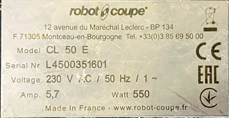 COUPE LEGUME DE MARQUE ROBOT COUPE MODELE CL50E VENDU AVEC 3 DISQUES ET 3 SUPPORTS DE DISQUE. LOCALISATION : -1.