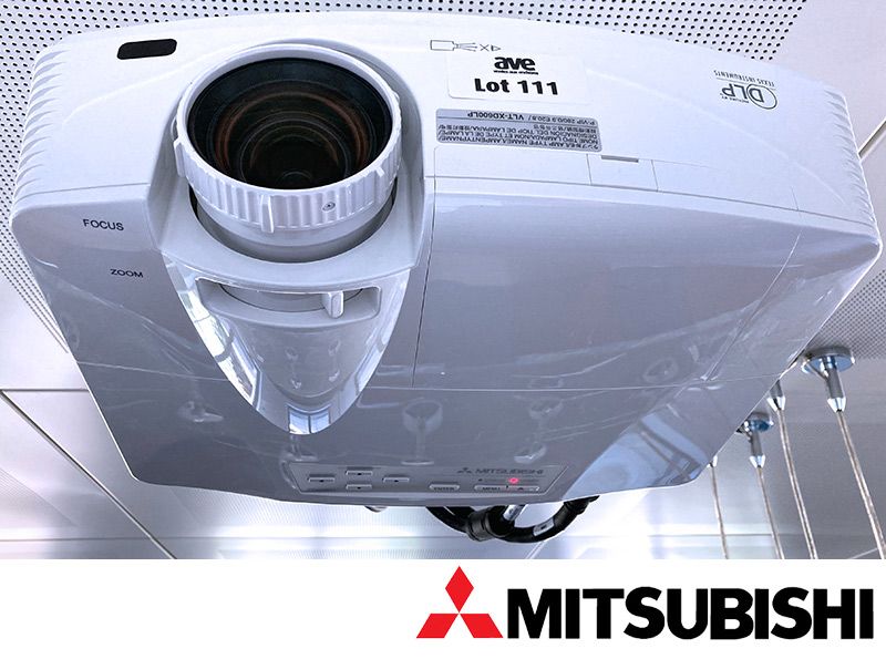 VIDEO PROJECTEUR DLP DE MARQUE MITSUBISHI MODELE VLT-XD600LP.  LOCALISATION : RUEIL.